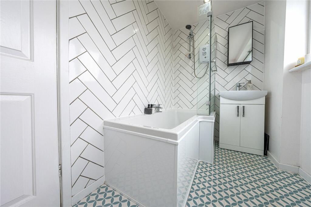 Additional image 17 of Valentine Close, Sutton Coldfield, West Midlands, B74