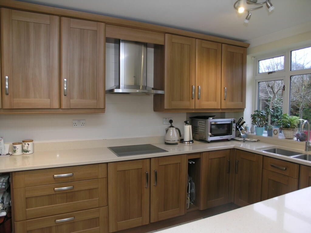 Additional image 6 of HALESOWEN, Garland Crescent