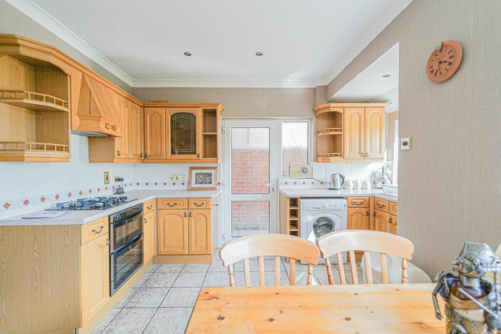 Additional image 7 of Wychwood Avenue, Knowle, B93