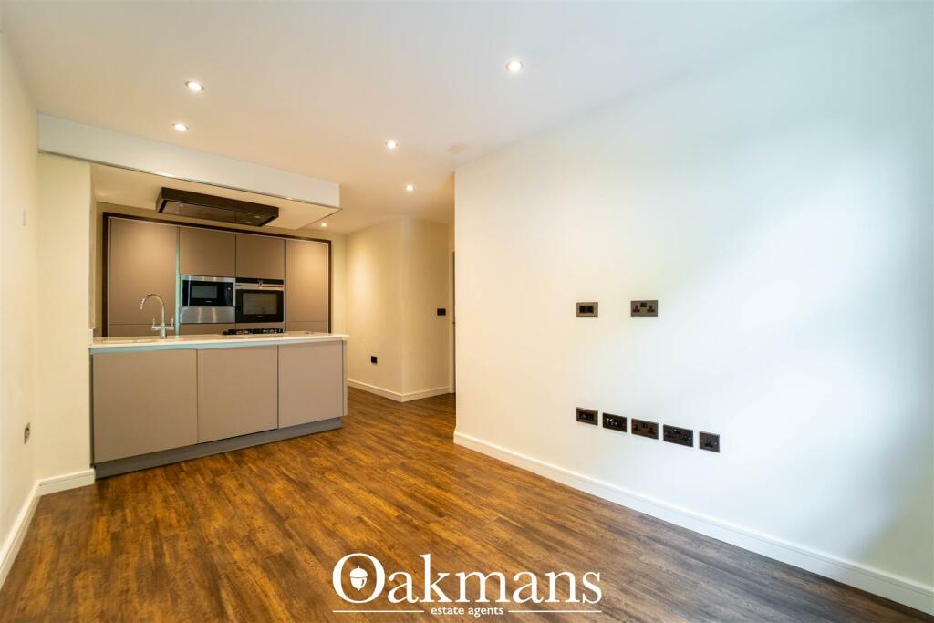 Additional image 18 of Stratford Road, Shirley