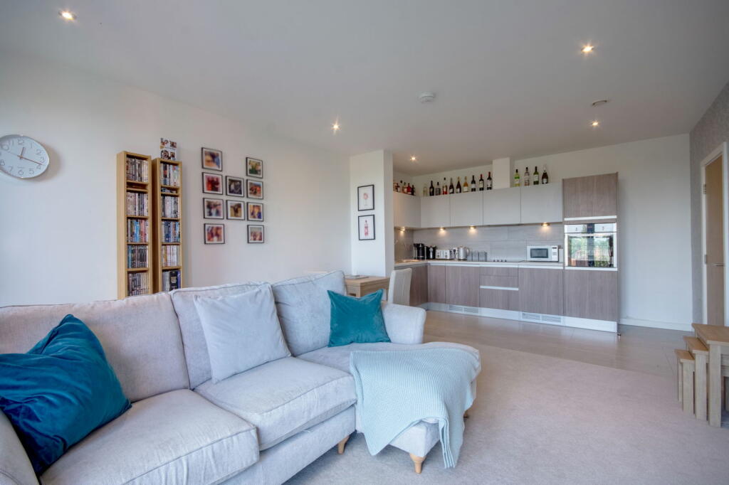 Additional image 20 of King Edwards Square, Sutton Coldfield, B73 6AQ