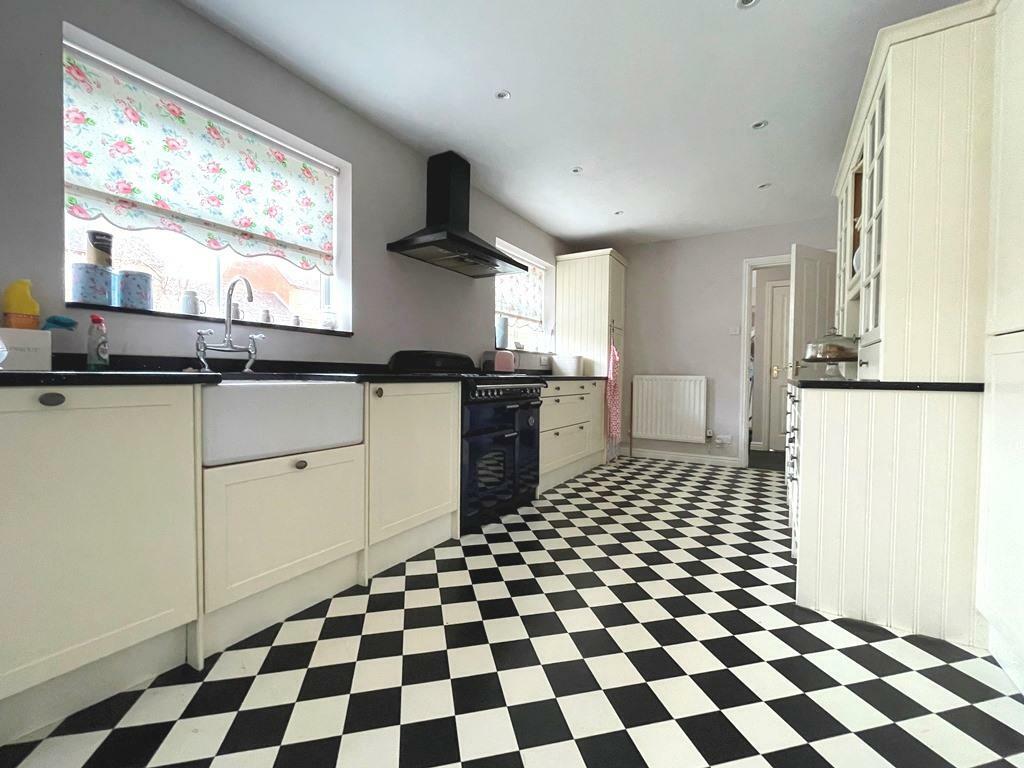 Additional image 13 of St. Laurence Way, Bidford-On-Avon, Alcester