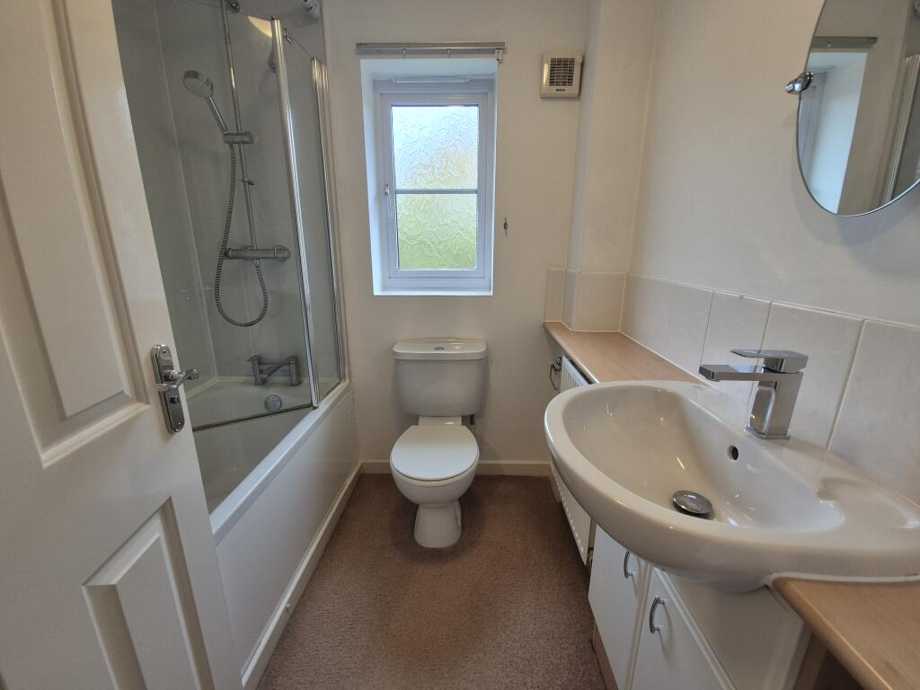 Additional image 21 of Callaghan Drive, Oldbury, B69