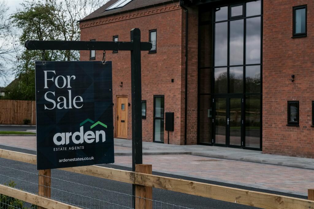 Additional image 5 of 4 Lion & Lamb Barns, Droitwich Road, Bradley Green B96 6RP