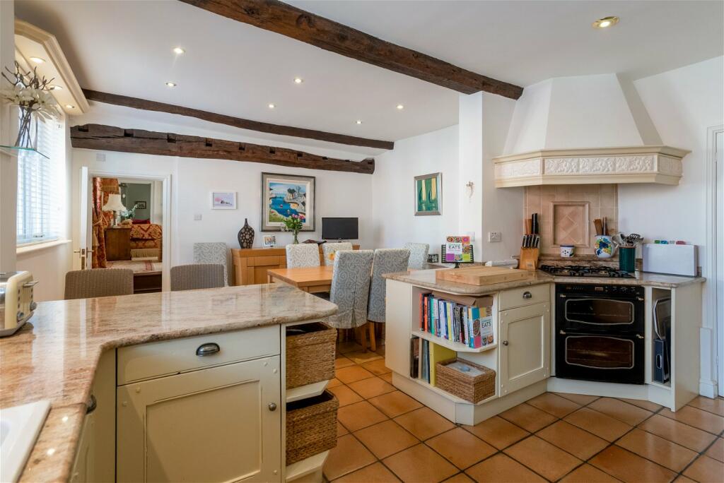 Additional image 9 of High Street, Henley-in-Arden, B95 5BN