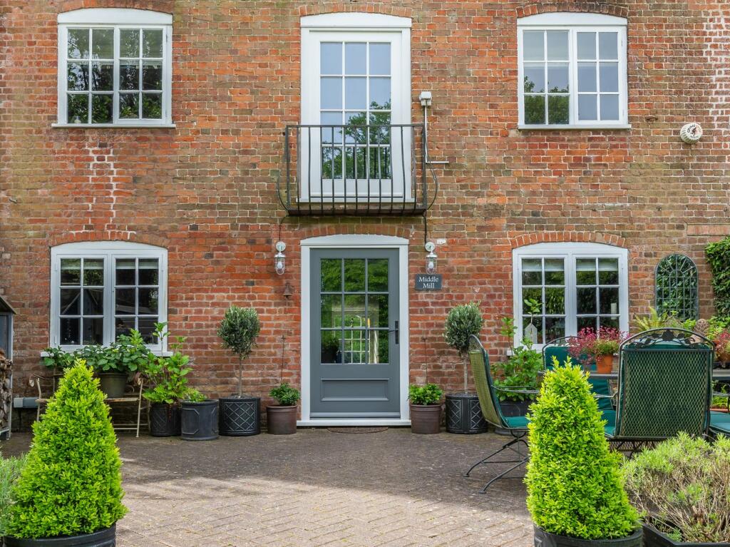 Additional image 34 of Stratford Road, Wootton Wawen, Henley in Arden, B95