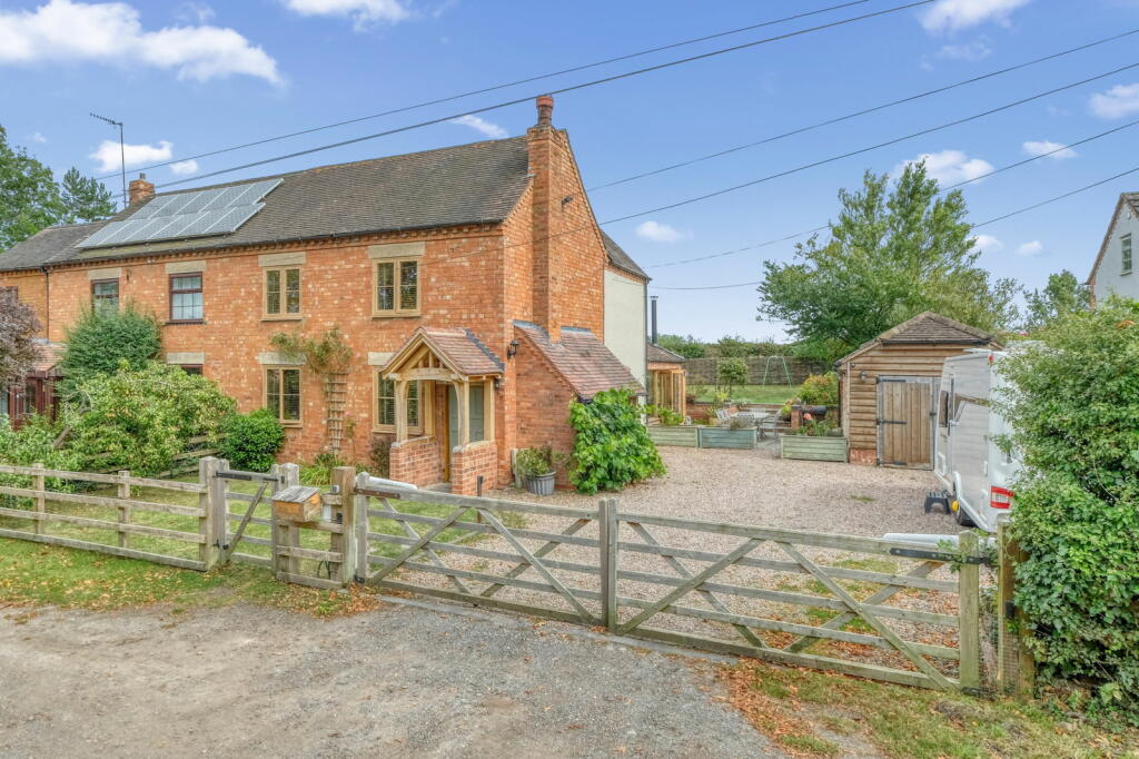 Additional image 19 of Keepers Cottage, Bradley Green, B96 6TQ