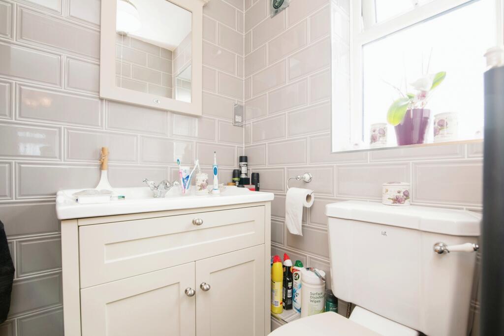 Additional image 13 of Brades Rise, Oldbury, B69