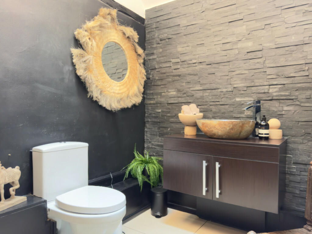 Additional image 14 of High Street, Henley-In-Arden, Warwickshire B95 5AG