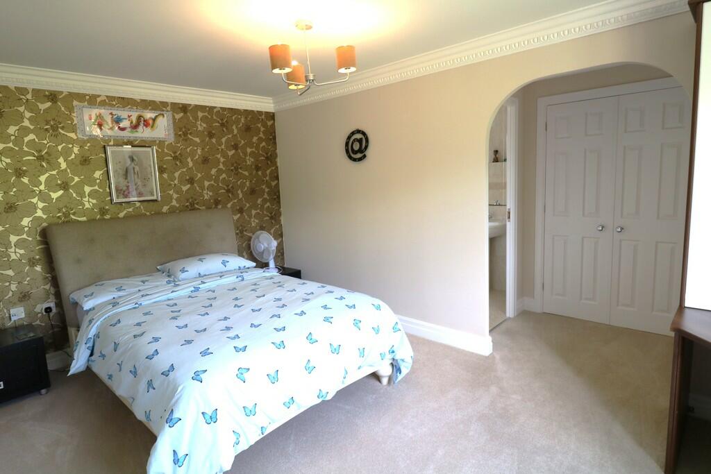 Additional image 14 of Warren Close, Earlswood