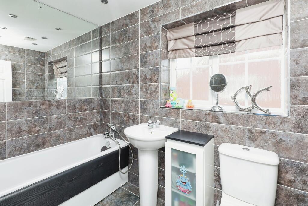 Additional image 16 of Somerton Drive, Marston Green, Birmingham, West Midlands, B37