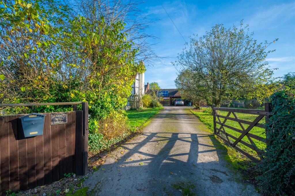 Additional image 24 of Mill Lane, Oversley Green, Alcester