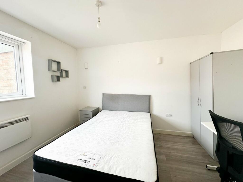 Additional image 7 of High Street, Cradley Heath, B64