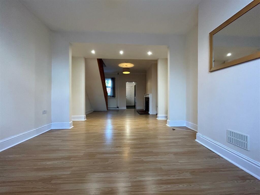 Additional image 5 of Vicarage Road, Halesowen, West Midlands