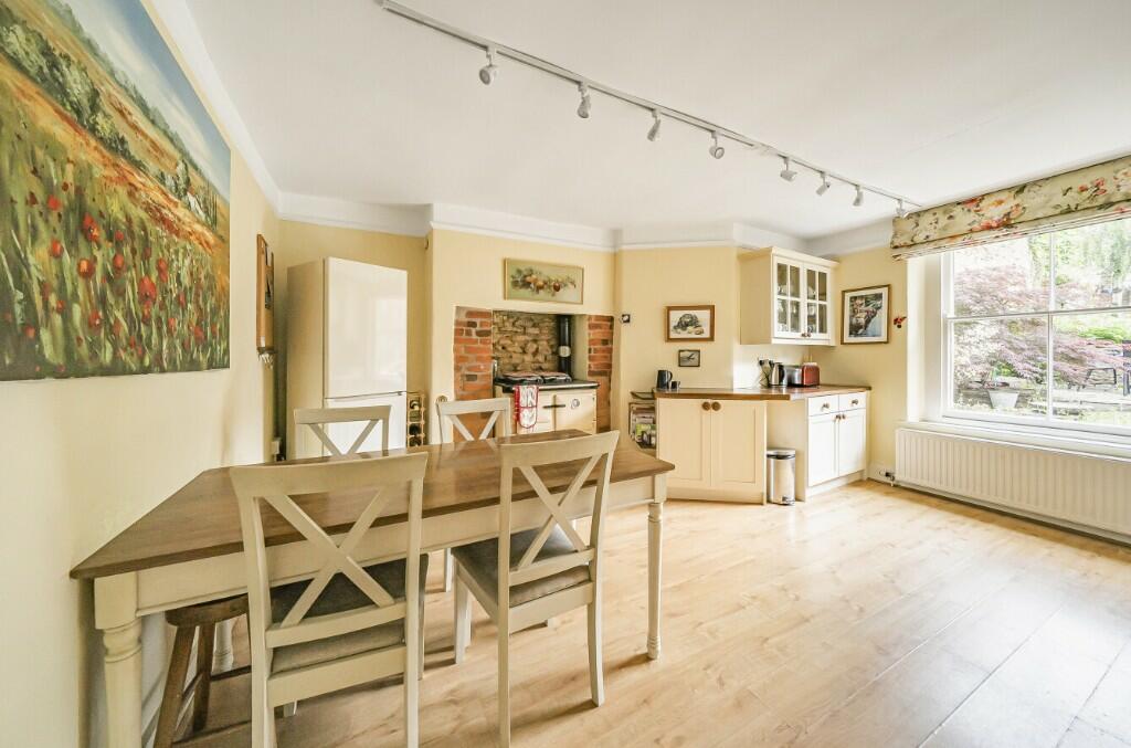 Additional image 2 of High Street, Bruton, Somerset, BA10 0AH