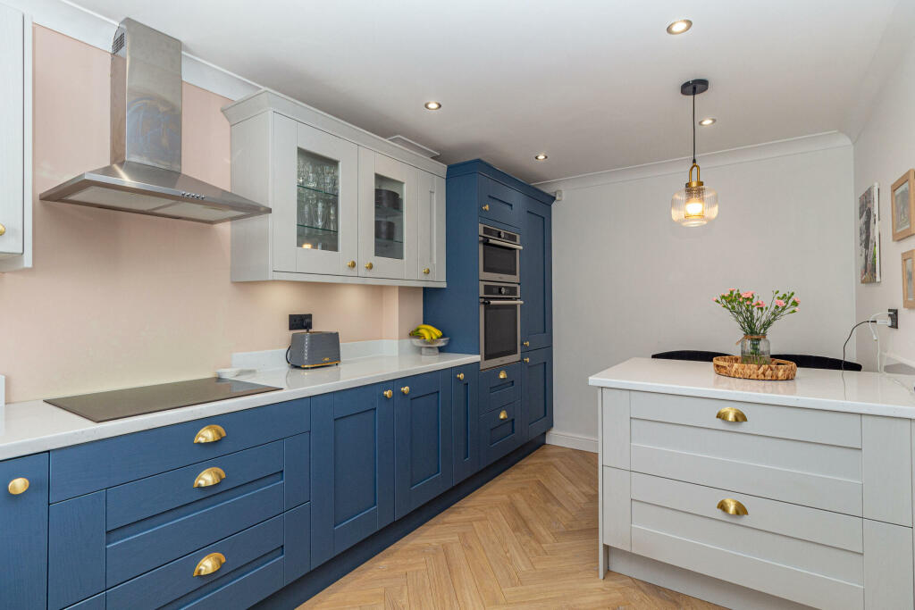 Additional image 5 of Regal Gardens, Bromsgrove. B61