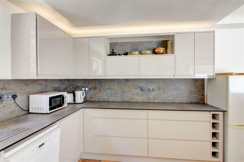 Additional image 7 of Casa Dali, Upper East Hayes