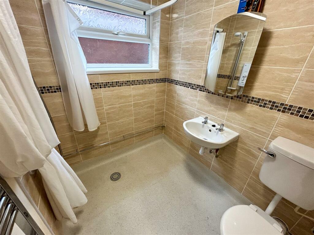 Additional image 6 of Apperley Way, Halesowen, B63 2XP