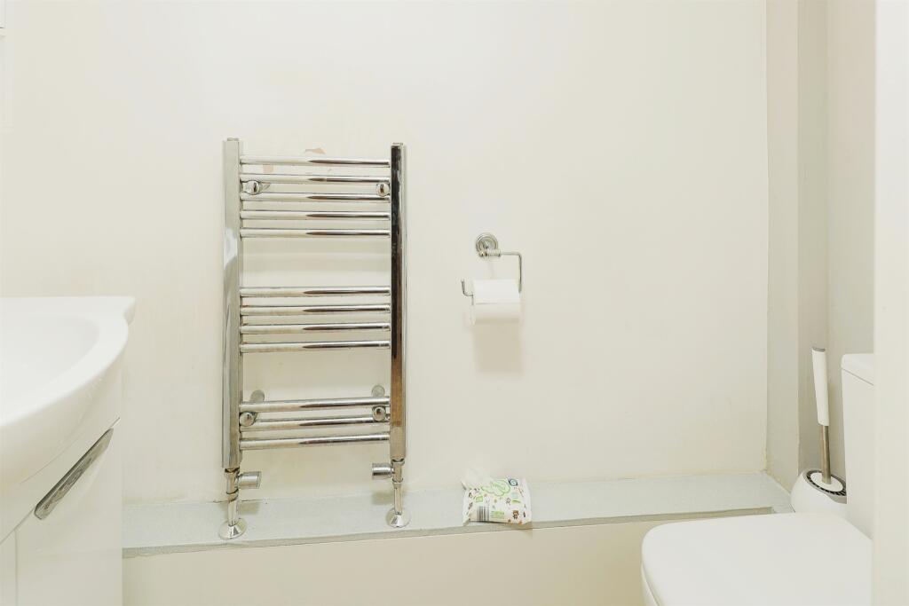 Additional image 16 of Woodford Avenue, Birmingham