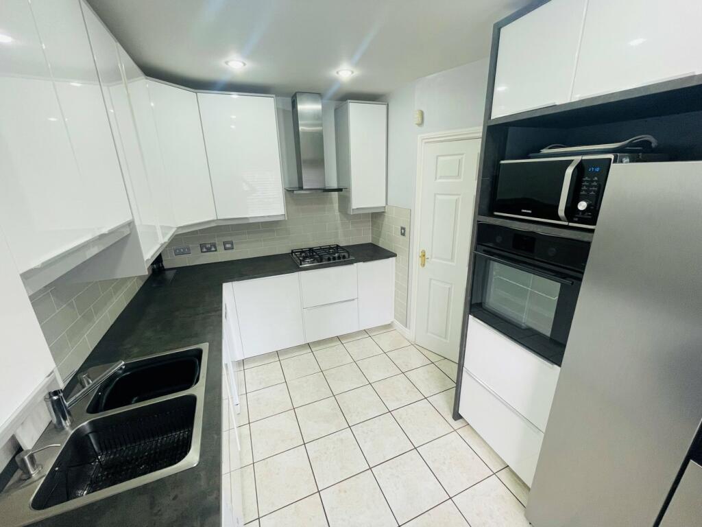 Additional image 4 of Pennyhill Lane, West Bromwich, B71
