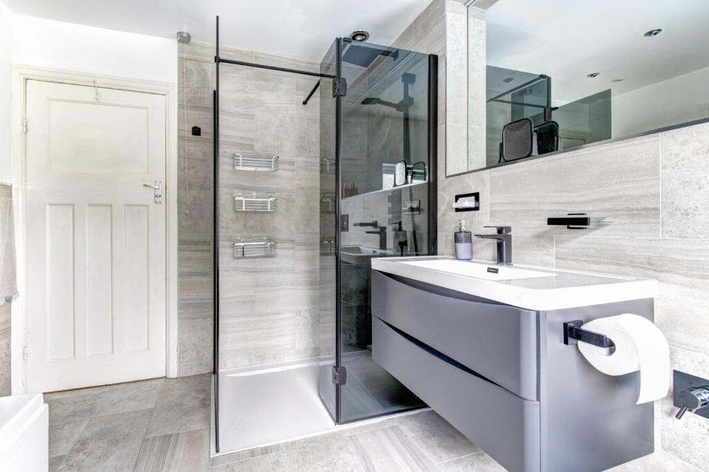 Additional image 14 of Warwick Road, Solihull, West Midlands, B91