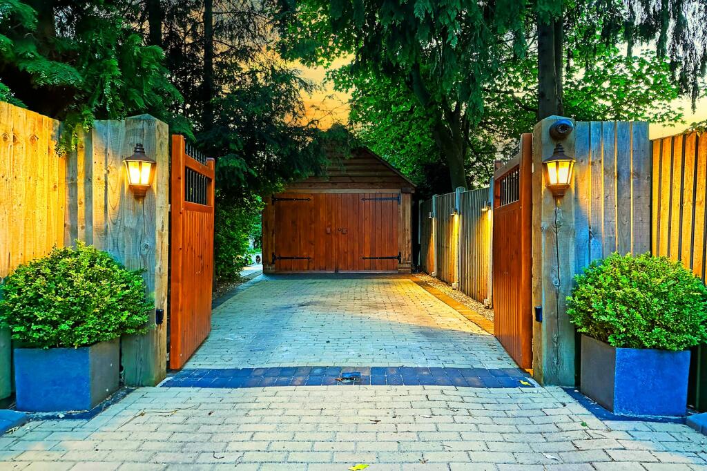 Additional image 22 of Granville Road, Dorridge, B93