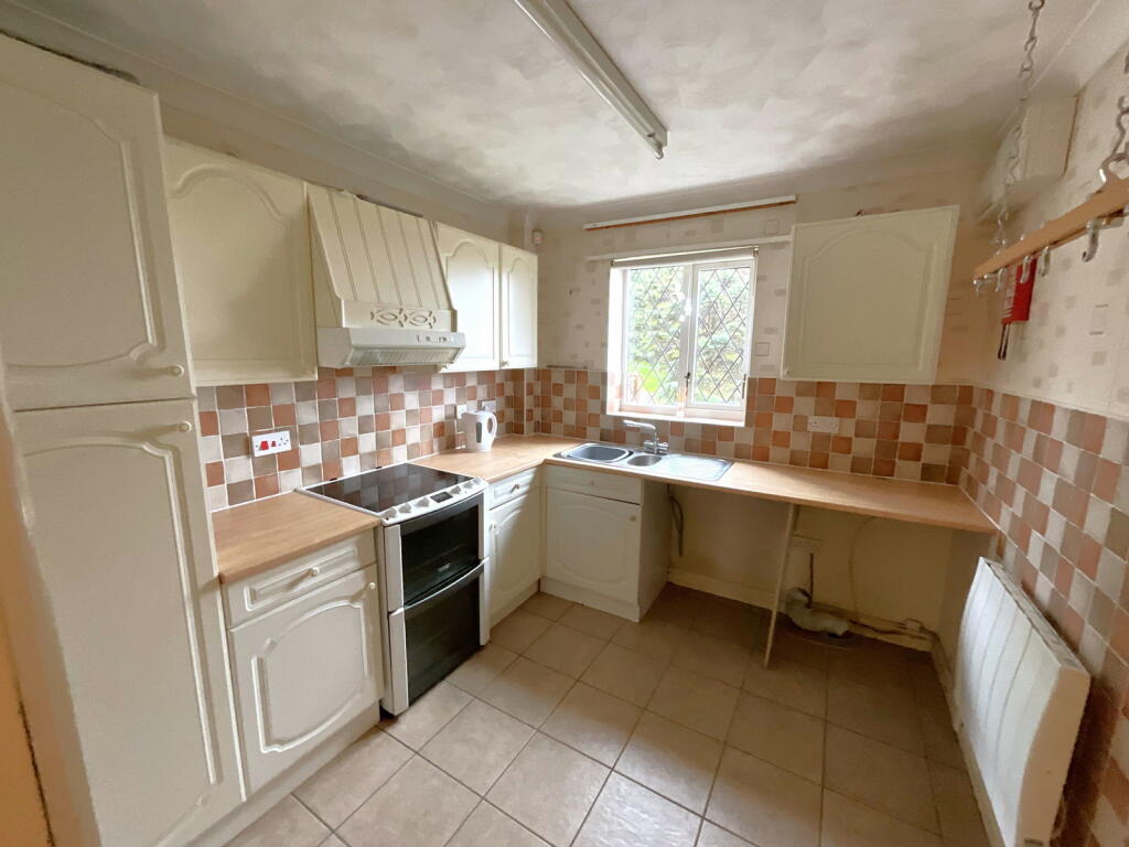 Additional image 4 of CRADLEY HEATH, Trejon Road