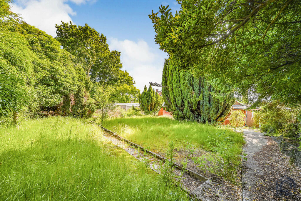 Additional image 16 of Lansdowne Crescent, Tamworth, B77