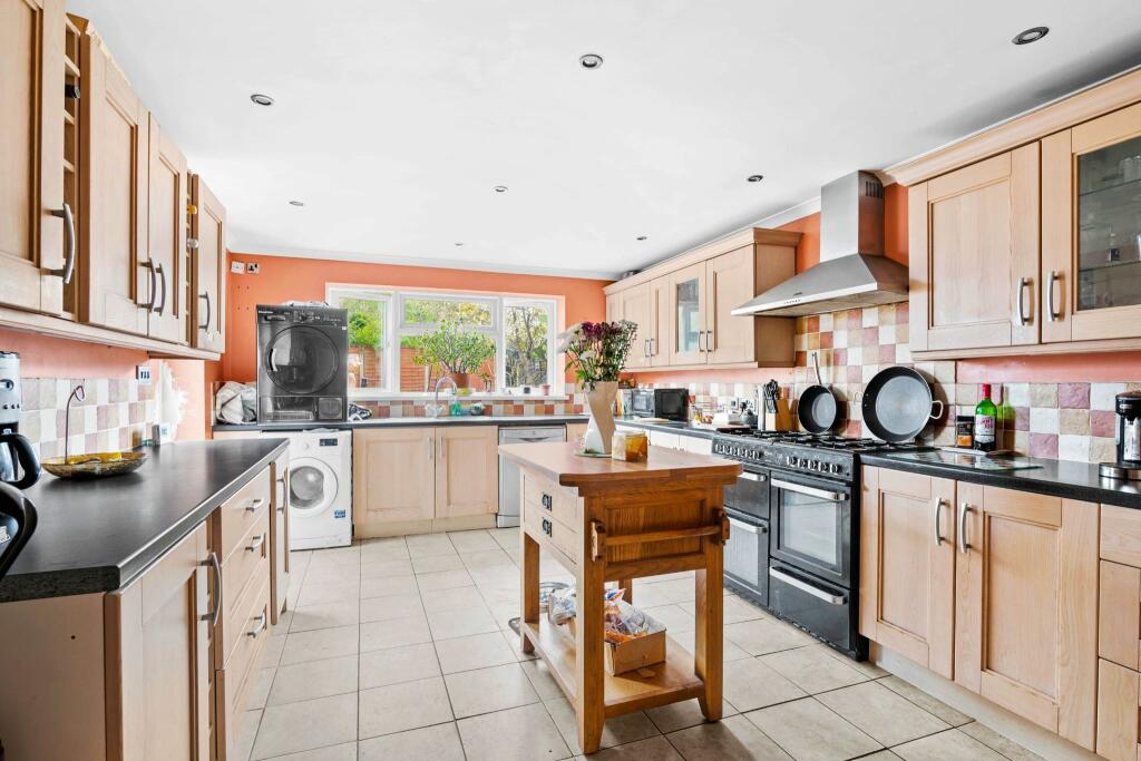 Additional image 2 of Augustine Avenue, Studley, B80