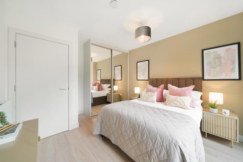 Additional image 7 of Guild Point