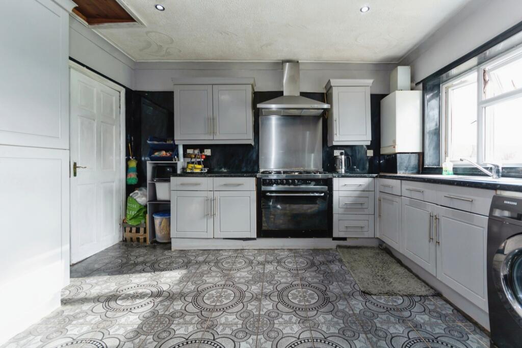 Additional image 3 of Yardley Green Road, BIRMINGHAM, West Midlands, B9