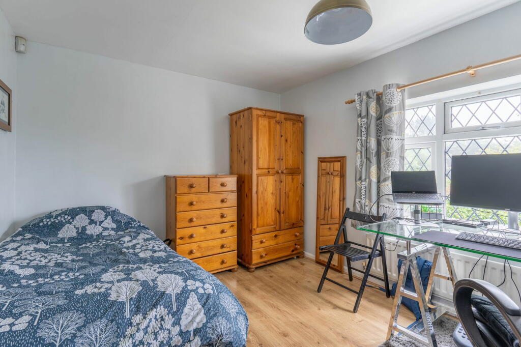 Additional image 10 of Linthurst Newtown, Blackwell, B60 1BS