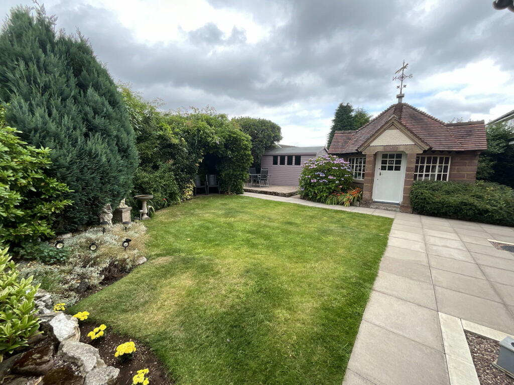 Additional image 3 of HALESOWEN, Summit Gardens