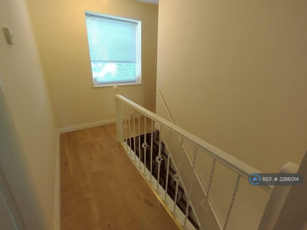 Additional image 5 of Meadow Walk, Cradley Heath, B64