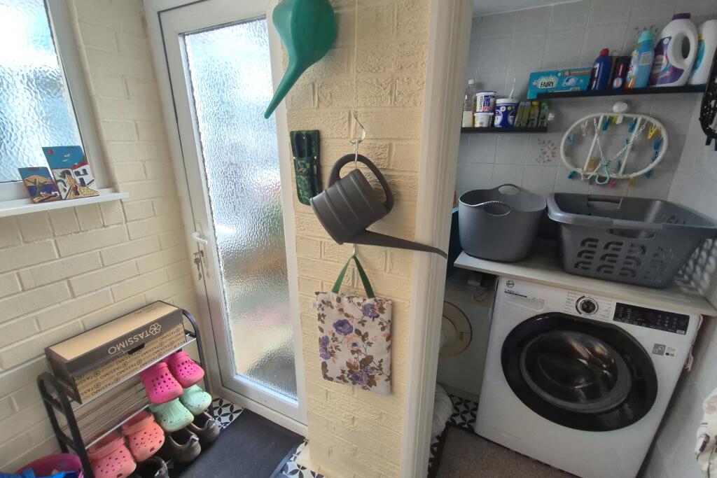 Additional image 15 of Chestnut Road, Oldbury, B68