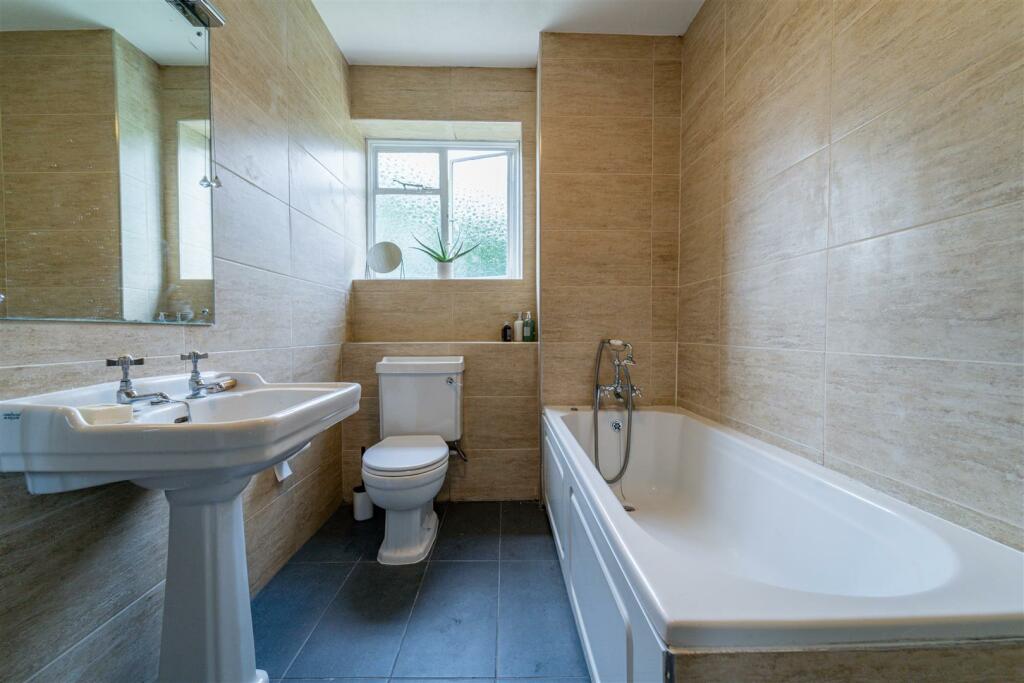 Additional image 25 of Viceroy Close, Edgbaston, Birmingham, B5