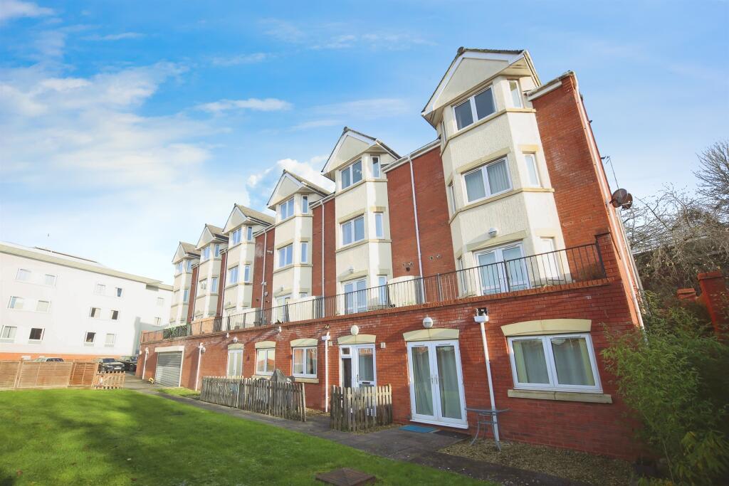 Additional image 9 of Hewell Road, Redditch