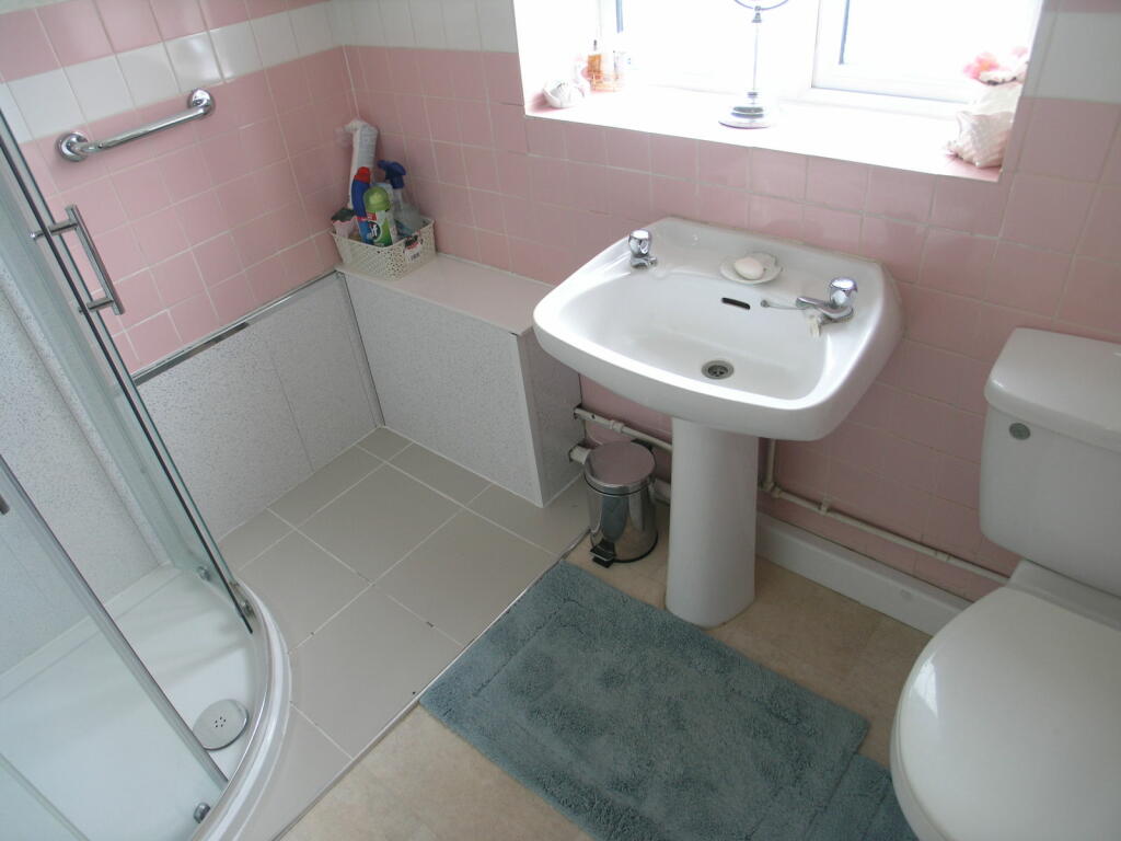 Additional image 9 of ROWLEY REGIS, Mayfield Crescent