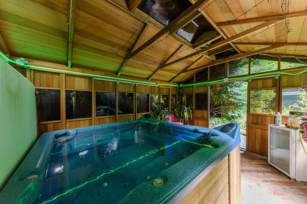 Additional image 25 of Laurel Lane, Halesowen, B63 3DA