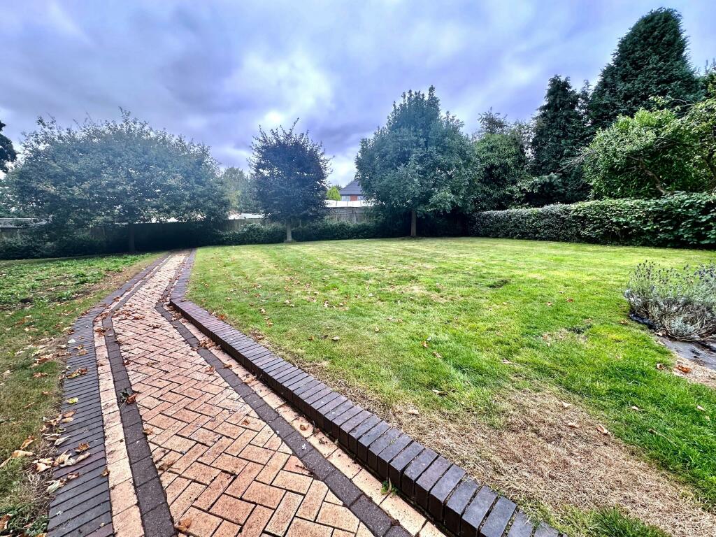 Additional image 34 of Glascote Road, Tamworth, B77