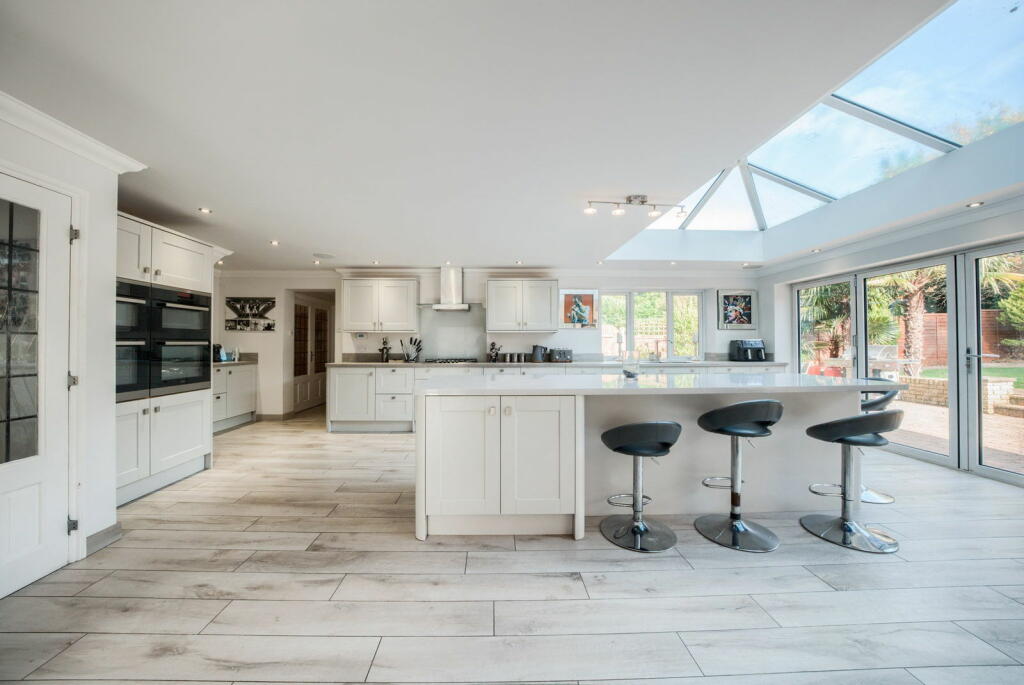 Additional image 4 of Monastery Drive, Solihull, B91 1DP