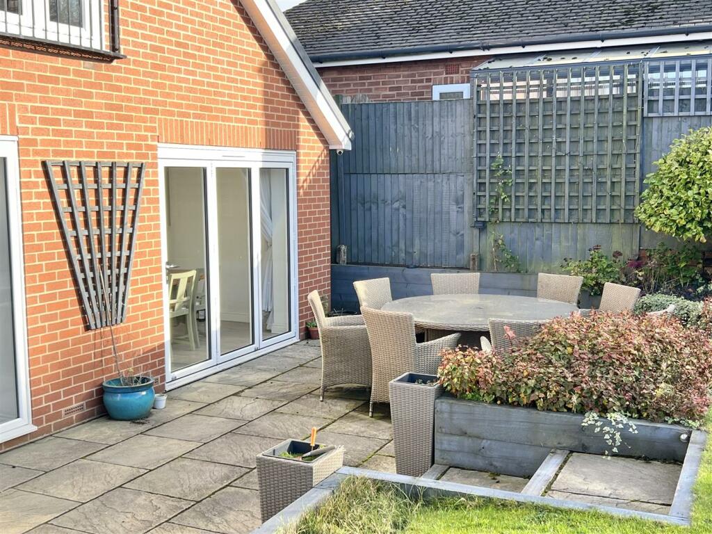 Additional image 25 of Winston Drive, Romsley, Halesowen
