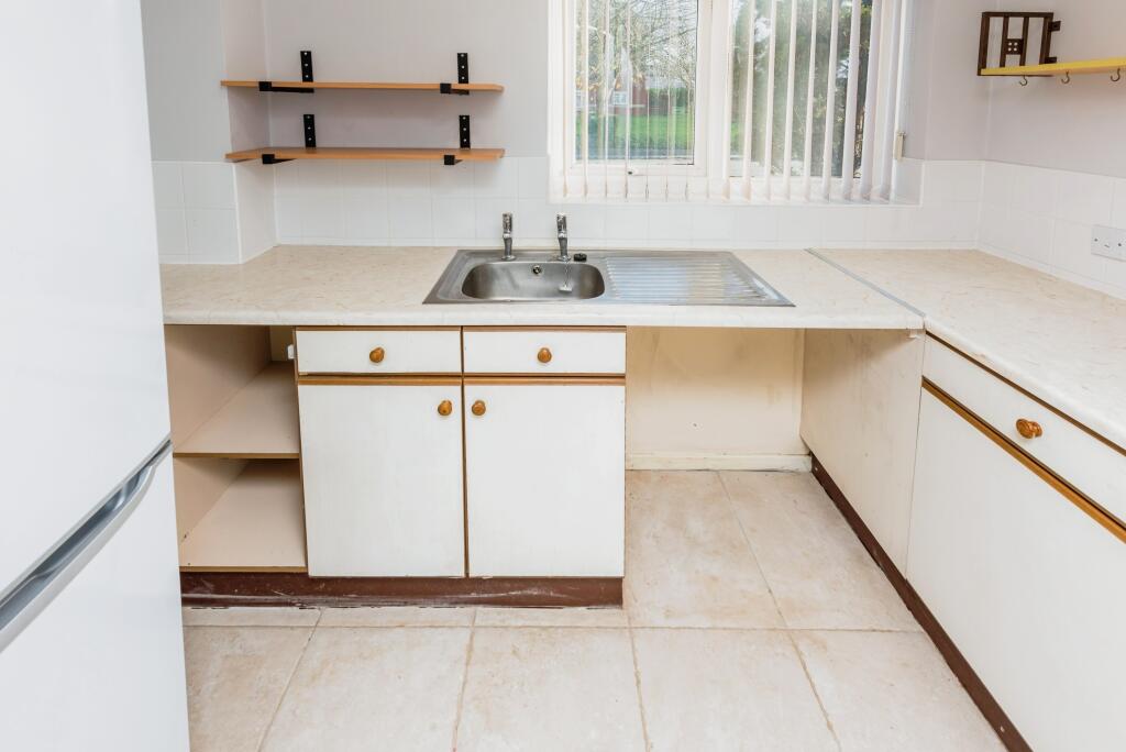 Additional image 6 of Lawrence Court, Tamworth, Staffordshire, B79