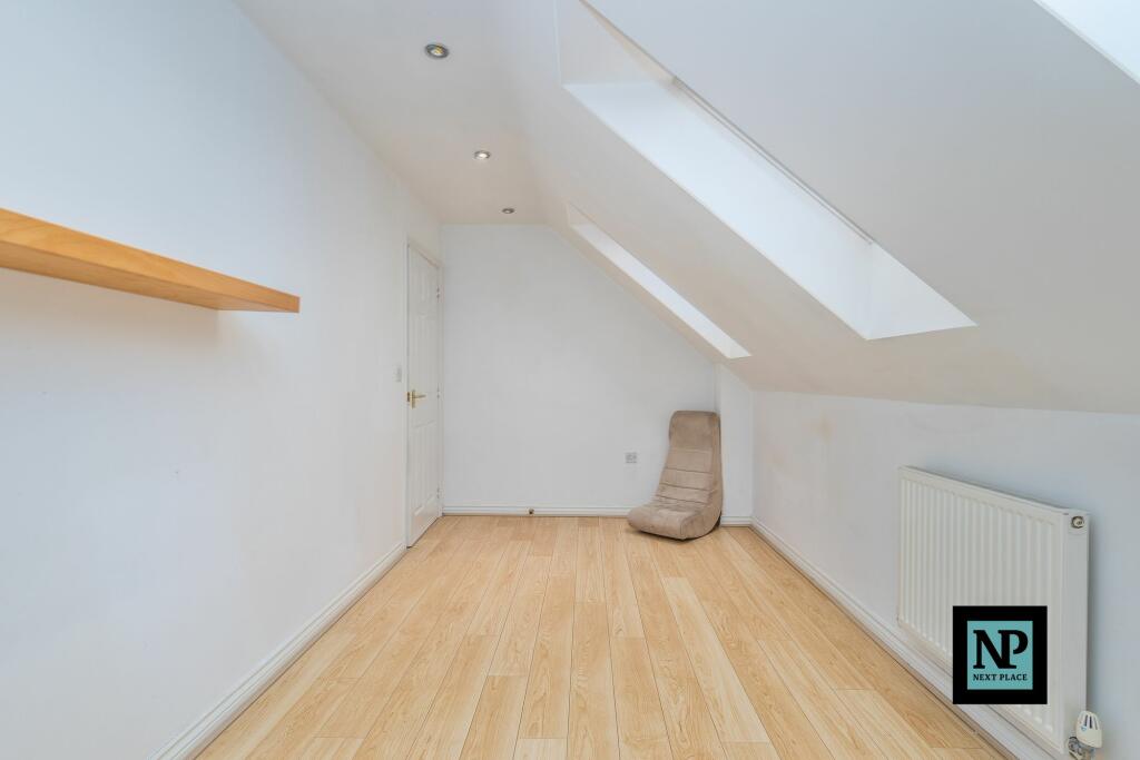 Additional image 17 of Valley Drive, Wilnecote, B77