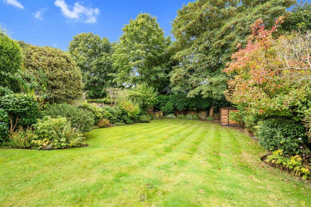 Additional image 29 of Carlton Avenue, Streetly, Sutton Coldfield