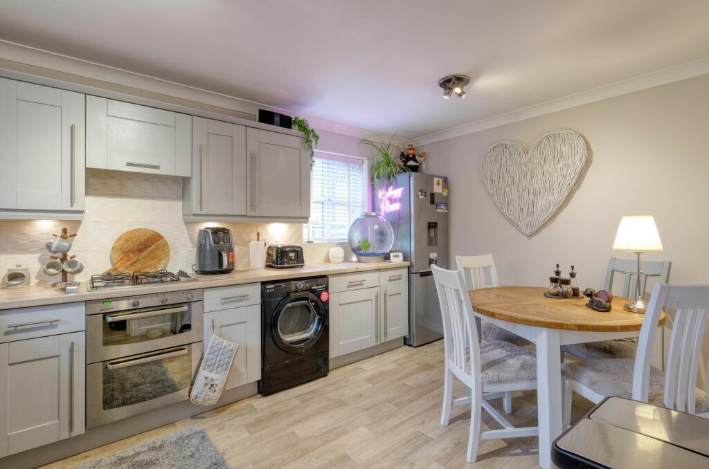 Additional image 3 of Vale Grove, Breme Park, Bromsgrove, B60 3GE