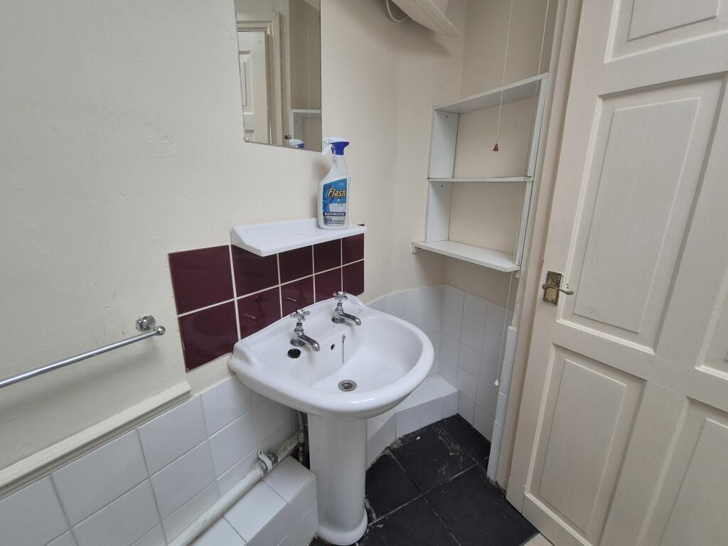 Additional image 12 of Hanbury Road, Bromsgrove, B60