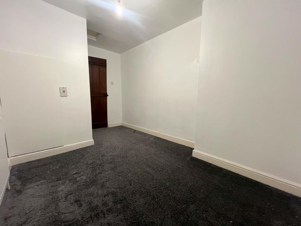 Additional image 8 of High Street, Henley in Arden