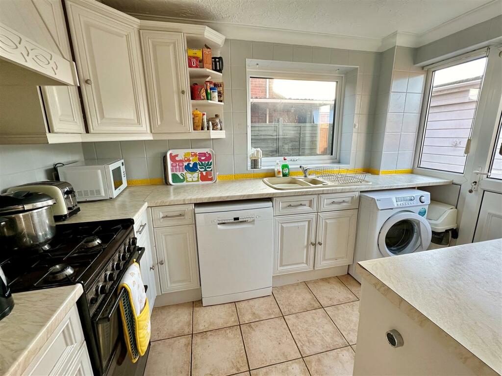 Additional image 11 of Fairwater Crescent, Alcester