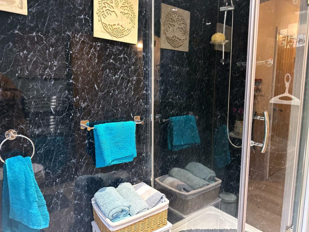 Additional image 19 of Browns Lane, Dordon, B78